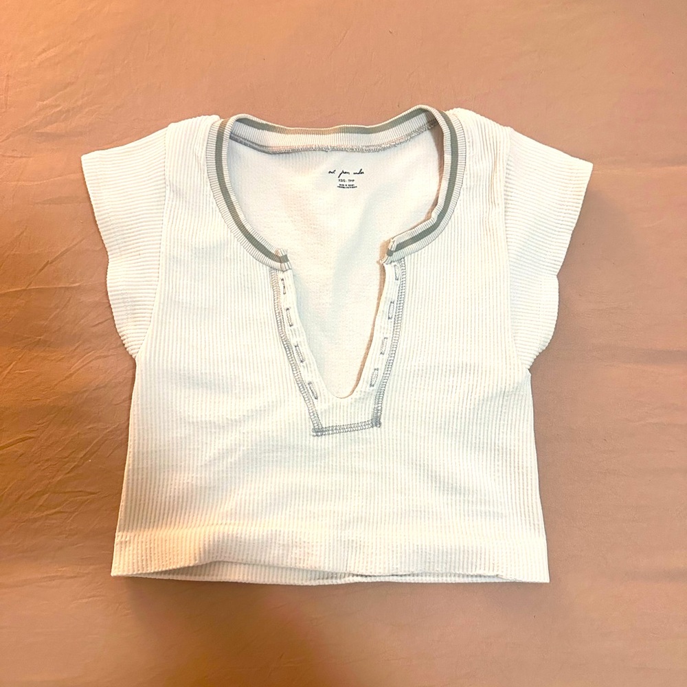 XS/S Urban Outfitters Out From Under Top